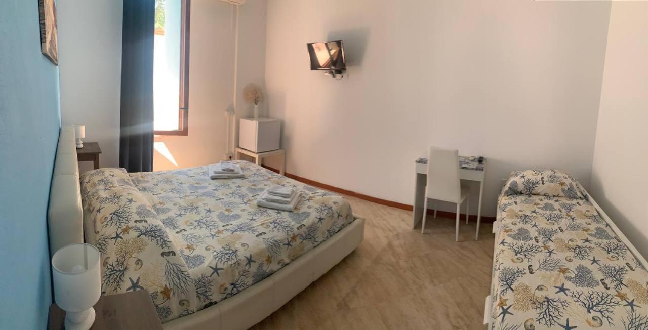 تْشيفالو Borgomarino'S Room المظهر الخارجي الصورة